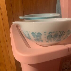 Pyrex Vintage Mixing Bowls